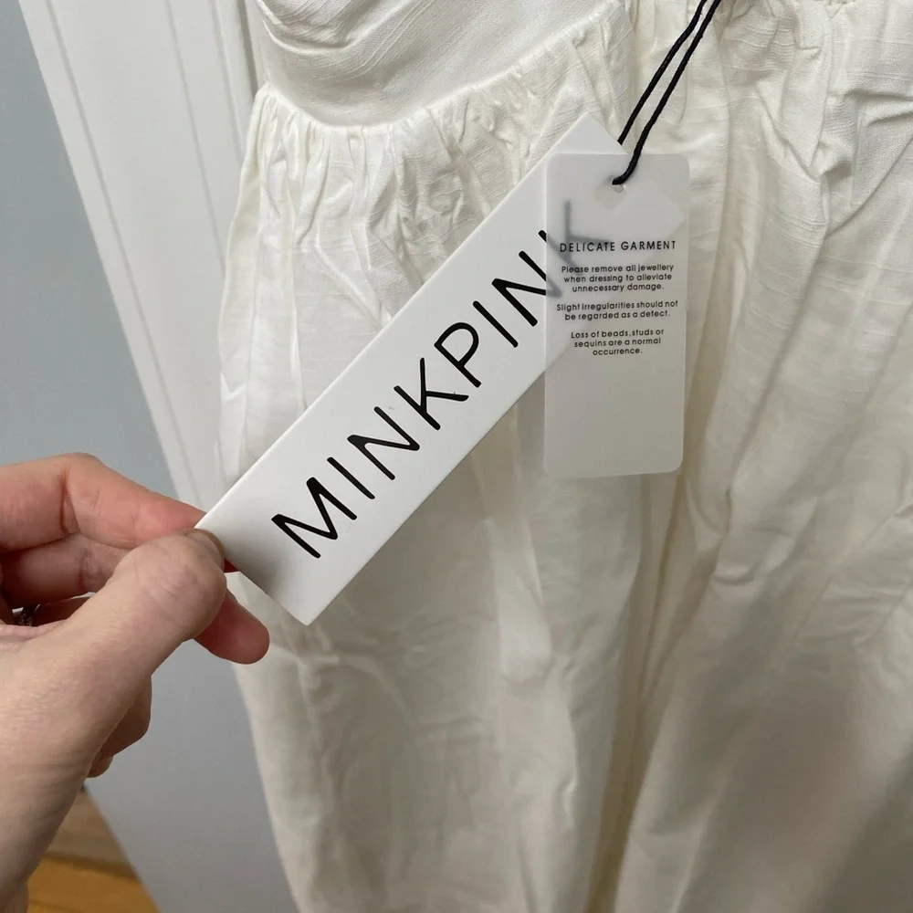 MinkPink White tropical palm tree embroidered midi dress - Picture 7 of 10